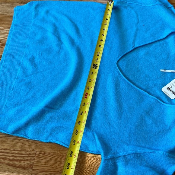 Free People Harmony Cashmere V Sweater in Grecian Sea Size XSmall NWT Defect - Picture 9 of 16